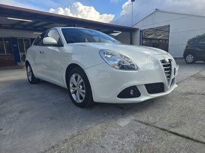 Alfa Romeo Giulietta 1.6 JTDm-2 105 CV Distinctive Grigio usata Sassari