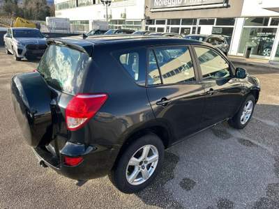 Toyota RAV4 RAV4 2.2 D-4D 136 CV Nero usata Ceppaloni