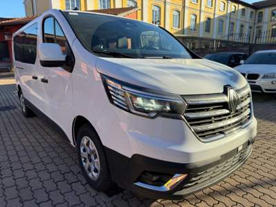 Renault Trafic BluedCi 110CV L1 9 POSTI Authentic Bianco usata Milano