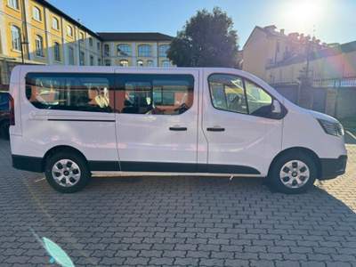 Renault Trafic BluedCi 110CV L1 9 POSTI Authentic Bianco usata Milano