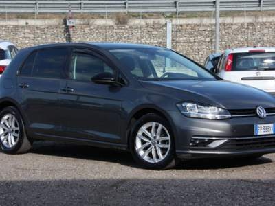 Volkswagen Golf 1.6 TDI 115CV DSG 5p. Business BlueMotion Technolo Grigio usata Bernalda