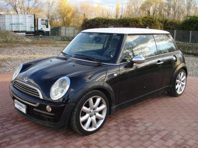 MINI Cooper 1.6 16V Cooper Nero usata Rimini