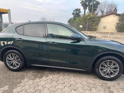 Alfa Romeo Stelvio 2.0 Turbo 200 CV AT8 Q4 Sprint Verde usata Gaglianico