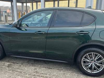 Alfa Romeo Stelvio 2.0 Turbo 200 CV AT8 Q4 Sprint Verde usata Gaglianico