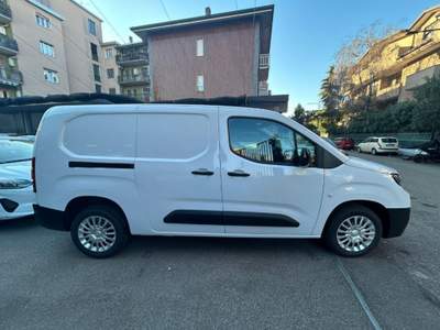 Toyota Proace 1.5D 100 CV PL 4p. Comfort PASSO LUNGO Bianco usata Cinisello Balsamo
