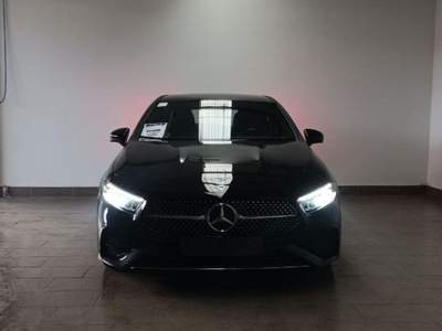 Mercedes-Benz Classe A d Automatic AMG Line Advanced Plus Nero usata Magenta