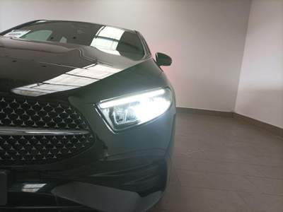 Mercedes-Benz Classe A d Automatic AMG Line Advanced Plus Nero usata Magenta