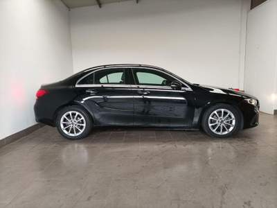 Mercedes-Benz Classe A Neopatentati, Sport Automatic Sedan Nero usata Magenta