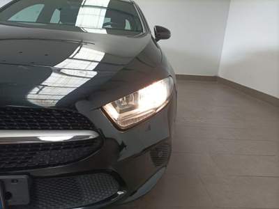 Mercedes-Benz Classe A Neopatentati, Sport Automatic Sedan Nero usata Magenta