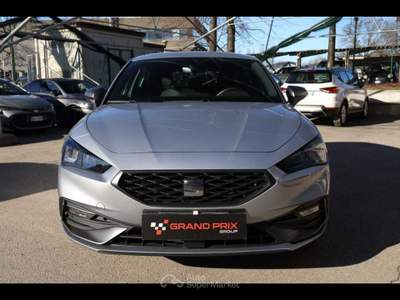 Seat Leon NUOVA    1,4eHYBFR   5P150 ML7A6 MY 24 Argento usata Castenaso