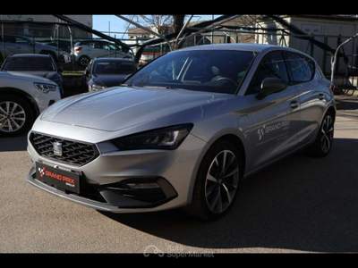 Seat Leon NUOVA    1,4eHYBFR   5P150 ML7A6 MY 24 Argento usata Castenaso