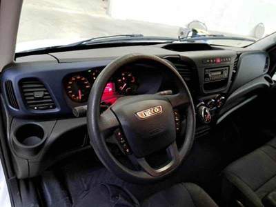 Iveco Daily 35S16SA8V 2.3HPT PM-TN Furgone Hi-Matic Bianco usata SARONNO