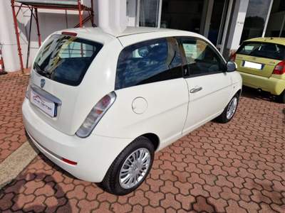 Lancia Ypsilon 1.2 Argento GPL Scadenza Bombola 2034 Bianco usata Cormano