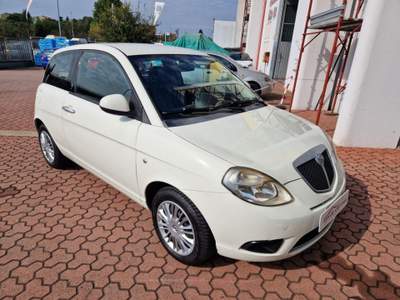 Lancia Ypsilon 1.2 Argento GPL Scadenza Bombola 2034 Bianco usata Cormano