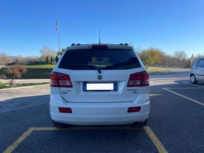 Dodge Journey 2.0 CRDi automatica R/T DPF NEOPATENTATI Bianco usata PAVIA DI UDINE