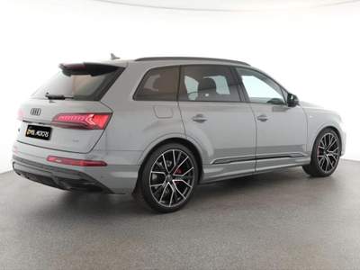 Audi Q7 50 TDI QUATTRO S LINE SPORT 7S PELLE TETTO usata Rosignano Marittimo