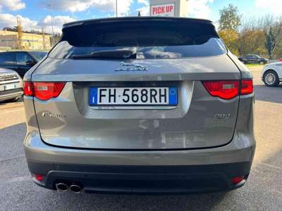 Jaguar F-Pace 2.0 D 180 CV AWD aut. R-Sport Grigio usata Scarperia e San Piero