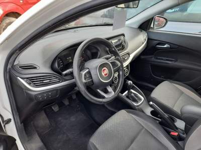 Fiat Tipo 1.4 4 porte Lounge Bianco usata Scarperia e San Piero
