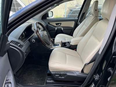 Volvo XC90 D3 Geartronic Momentum Nero usata Castelnuovo Rangone