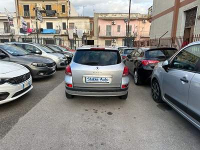 Renault Clio 1.2 16V SporTour Grigio usata Castellammare di Stabia