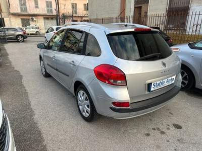 Renault Clio 1.2 16V SporTour Grigio usata Castellammare di Stabia