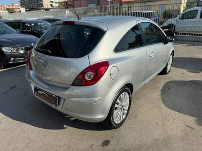 Opel Corsa 1.2 85CV 3 porte GPL-TECH Edition Grigio usata Qualiano