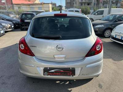 Opel Corsa 1.2 85CV 3 porte GPL-TECH Edition Grigio usata Qualiano