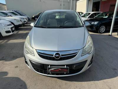 Opel Corsa 1.2 85CV 3 porte GPL-TECH Edition Grigio usata Qualiano