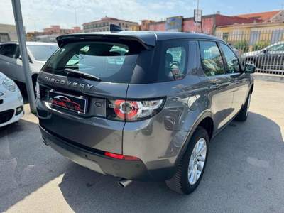 Land Rover Discovery Sport 2.0 TD4 150 CV HSE Luxury Grigio usata Qualiano