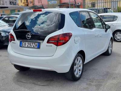 Opel Meriva 1.3 CDTI 95CV BColor Cosmo Bianco usata Qualiano