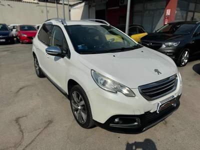 Peugeot 2008 1.6 e-HDi 115CV Allure Bianco usata Qualiano