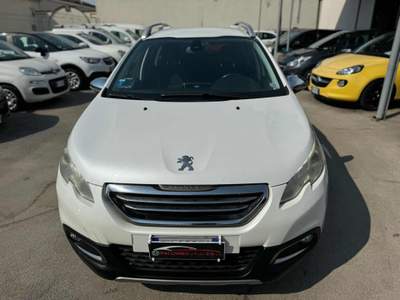 Peugeot 2008 1.6 e-HDi 115CV Allure Bianco usata Qualiano
