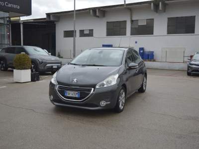 Peugeot 208 1.4 8V HDi 68CV 5p. Allure Grigio usata Fondi