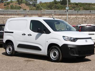 Fiat Doblò 1.5 BlueHdi 100CV PC-TN CH1 Van Bianco usata Bernalda