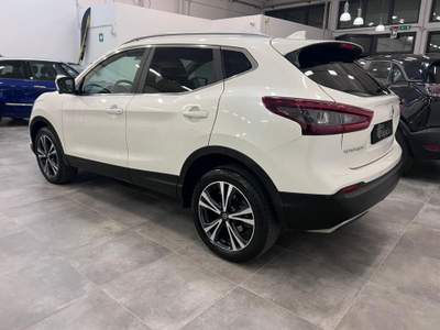 Nissan Qashqai 1.5 dCi 115 CV N-Connecta Bianco usata Pesaro