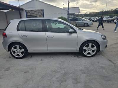 Volkswagen Golf 2.0 TDI 110CV DPF 5p. Comfortline Grigio usata Sassari