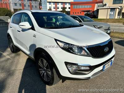 Kia Sportage 2.0 CRDI VGT AWD Feel Rebel NEOPATENTATI! Bianco usata Castagnito