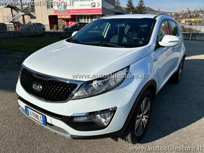 Kia Sportage 2.0 CRDI VGT AWD Feel Rebel NEOPATENTATI! Bianco usata Castagnito