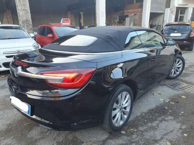 Opel Cascada 2.0 CDTI ECOTEC 170CV Start&Stop Innovation Nero usata Piacenza
