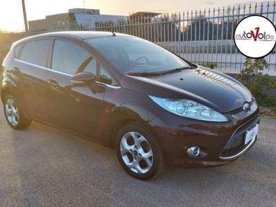 Ford Fiesta 1.6 TDCi 90CV 5p. Titanium Marrone usata Gioia del Colle