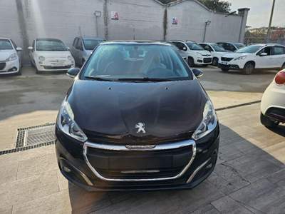 Peugeot 208 PureTech 82 5p. Allure usata Aversa