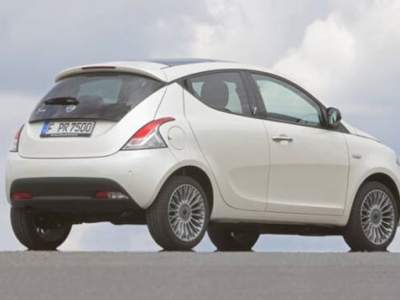 Lancia Ypsilon 1.3 mjt Gold s&s 95cv usata Acireale