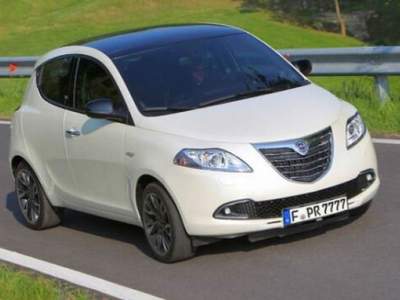 Lancia Ypsilon 1.3 mjt Gold s&s 95cv usata Acireale