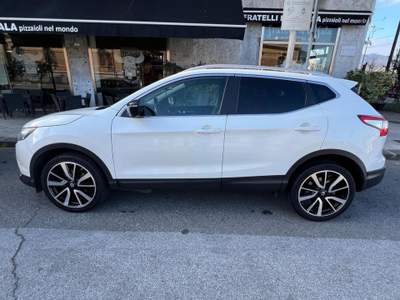 Nissan Qashqai 1.6 dCi 2WD Tekna Cambio automatico Bianco usata Messina