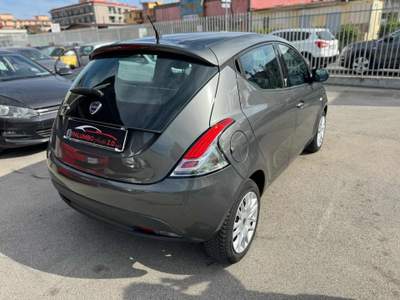 Lancia Ypsilon 1.3 MJT 95 CV S&S Elefantino Grigio usata Qualiano