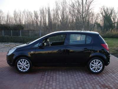 Opel Corsa 1.2 GPL Nero usata Rimini