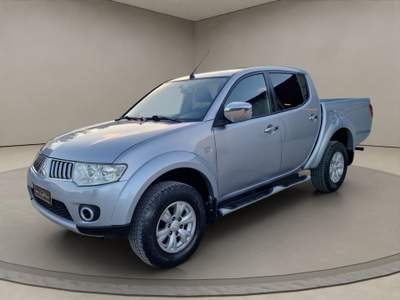 Mitsubishi L200 2.5 DI-D/136CV DC Invite DPF Grigio usata Tertenia