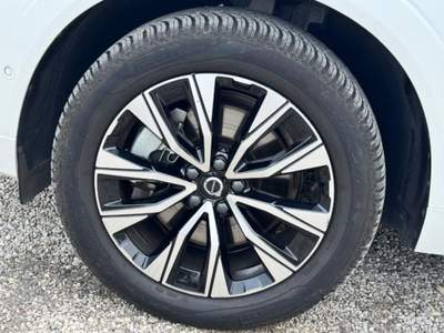 Volvo XC60 B4 automatico Plus Dark Bianco usata Padova