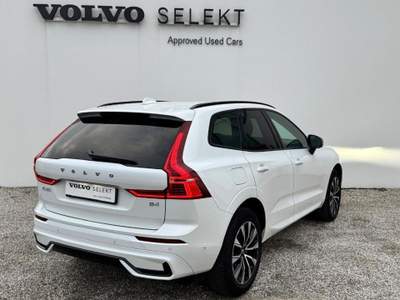 Volvo XC60 B4 automatico Plus Dark Bianco usata Padova
