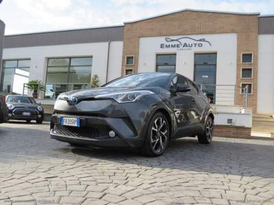 Toyota C-HR C-HR 1.8 Hybrid E-CVT Lounge Grigio usata Anagni